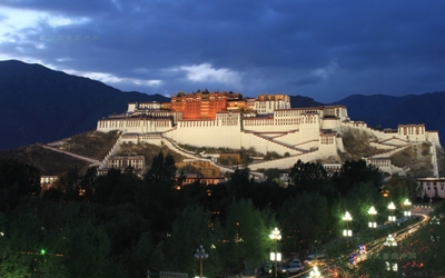 Дворец Потала в Лхасе, панорама, Тибет
