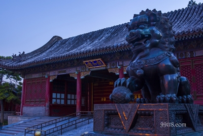 Лев, парк Ихэюань