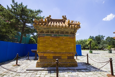 Архитектура, Минские гробницы