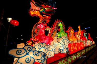 Дракон, праздник Фонарей