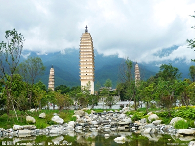 Три пагоды, Юньнань
