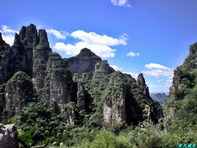 Горы Ланяшань