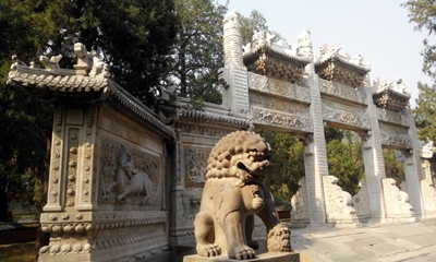 Львы, храм Лазурных облаков