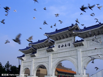 Тайбэй, мемориал на площади Свободы