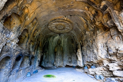 Лунмэнь в Лояне, провинция Хэнань