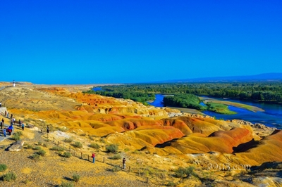 Синьцзян, цветные пески