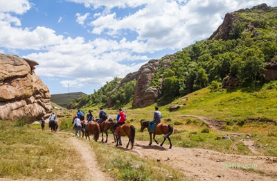 На конях, Внутренняя Монголия