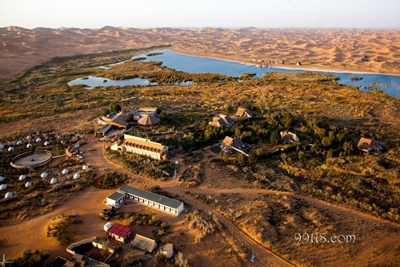 Тэнгэр, Лунное озеро, Алашань