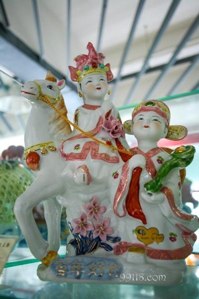 Фарфоровые статуэтки