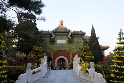 Ворота, парк Бэйхай