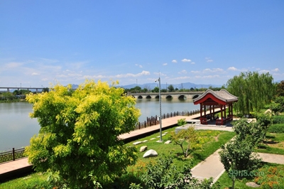 Вид на мост Марко Поло