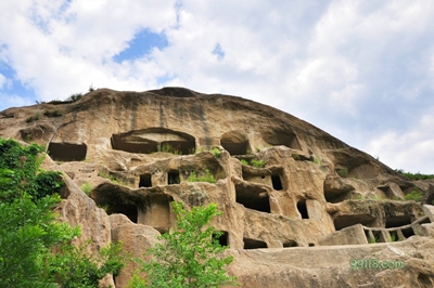 Скала Гуяцзюй