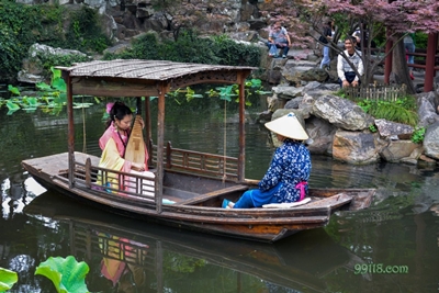 На лодке, город Сучжоу