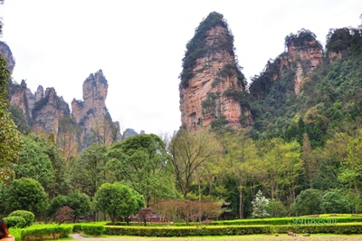 Парк, горы Улинъюань