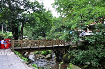 Мостик, Лушань